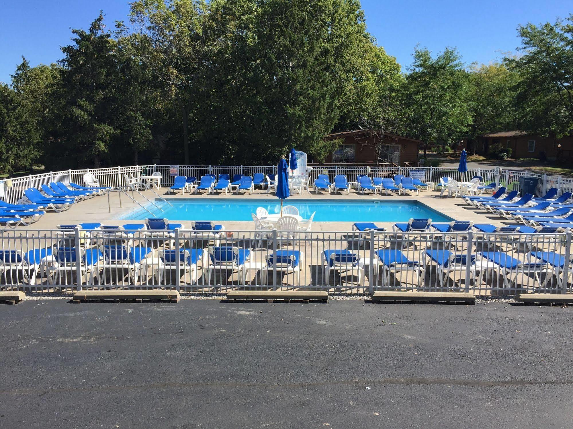 Island Club Rentals プットインベイ エクステリア 写真